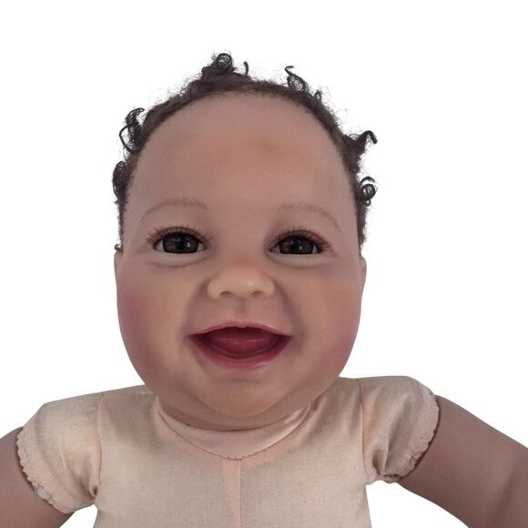 First Baby of the Year 2019 Reborn Doll  Ping Lau Ashton Drake Fast Shipping HTF - Picture 14 of 16